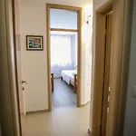 Apartman Lovor *